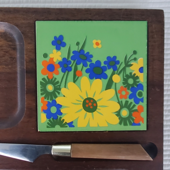 Cheese Cracker Board Imperial MCM Floral Mod Hand Carved Hard Wood Japan 14.5" - Picture 3 of 9